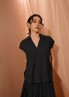 Dana Relaxed V-neck Shirt