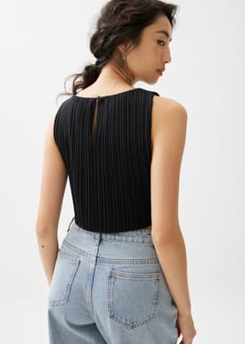 Dez Pleated Boat Neck Crop Top