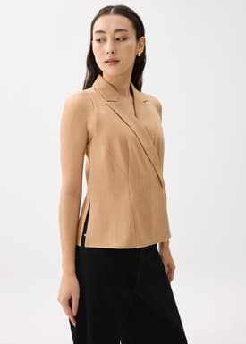 Juni Sleeveless Blazer Top