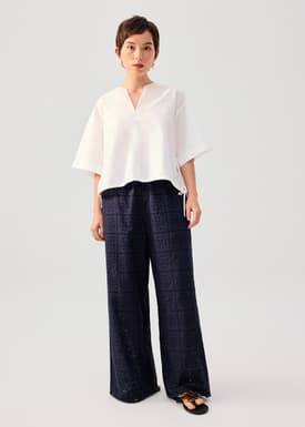 Shay Cotton Notch Boxy Top