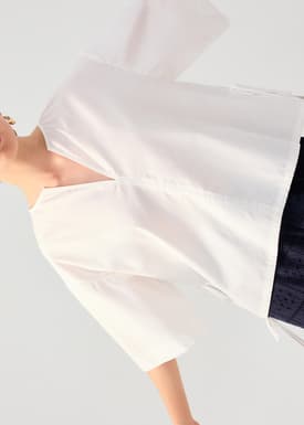 Shay Cotton Notch Boxy Top