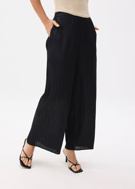 Leggy™ Anh Plissé Wide Leg Pants