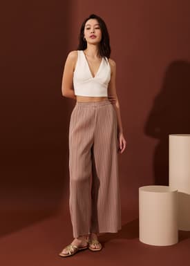 Leggy™ Anh Plissé Wide Leg Pants