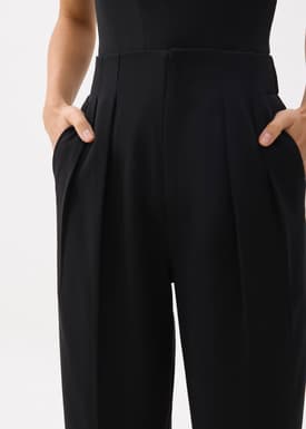 Mika Elastic Pleated Peg Leg Pants