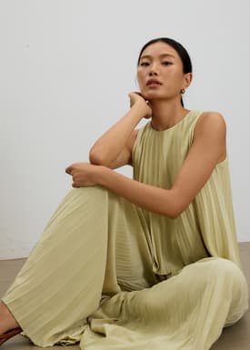 Leggy™ Wei Elastic Sunray Pleated Palazzo Pants