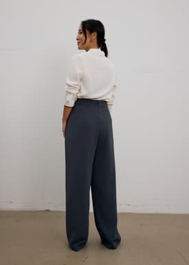 PETITE Leggy™ Moira Super High Waist Straight Leg Pants