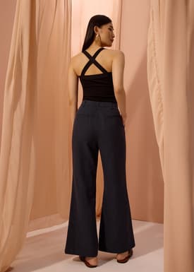 Leggy™ Pvara Textured Flare Pants