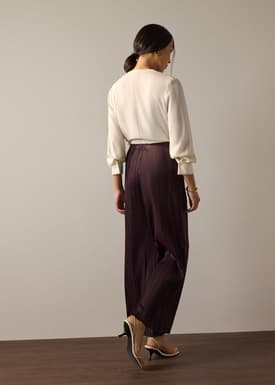 Leggy™ Liv Elastic Crinkled Pleats Straight Leg Pants