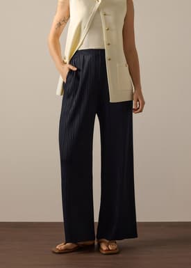 PETITE Leggy™ Liv Elastic Crinkled Pleats Straight Leg Pants