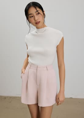 Aika Lightweight Elastic Pleated Tailored Shorts