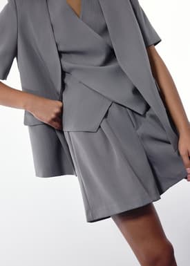 Lei Elastic Tailored Pinstripe Bermuda Shorts