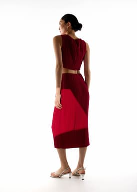 Gym Pleated Column Midi Skirt