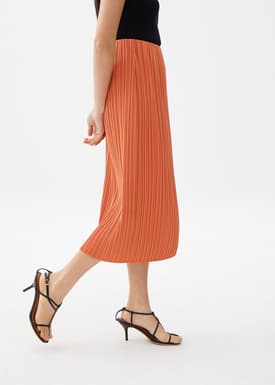 Gym Pleated Column Midi Skirt