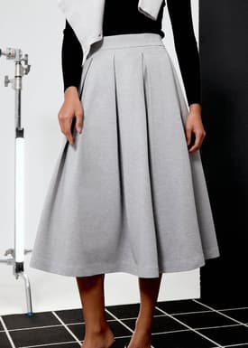 Lara Elastic Reversible Pleated Midi Skirt