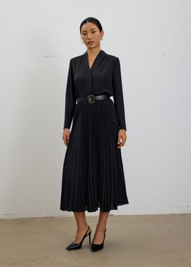 Wei Elastic Sunray Pleated Midaxi Skirt