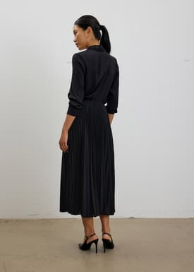 Wei Elastic Sunray Pleated Midaxi Skirt