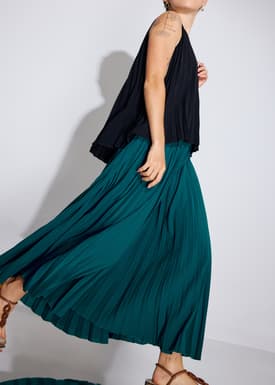 Wei Elastic Sunray Pleated Midaxi Skirt