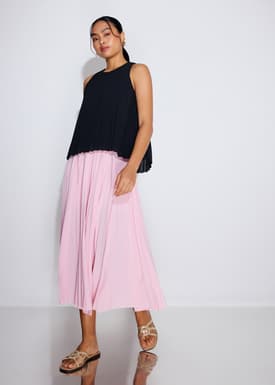 Wei Elastic Sunray Pleated Midaxi Skirt