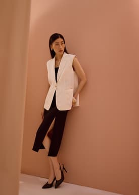 Mei Elastic High Slit Column Midi Skirt