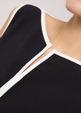 Kimi Contrast Piping Notch A-line Mini Dress