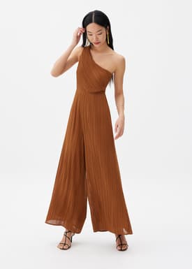 Simone Pleated Padded Twist Back Jumpsuit