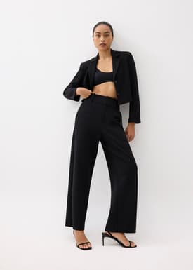 Alya Boxy Crop Blazer