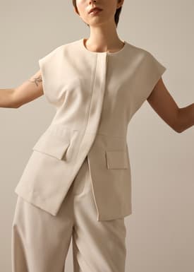 Riyo Twill Round Neck Boxy Vest