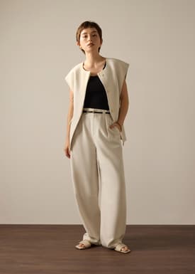 Riyo Twill Round Neck Boxy Vest