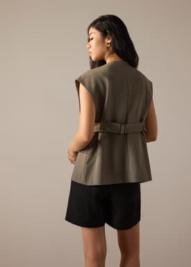 Riyo Twill Round Neck Boxy Vest