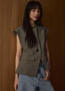 Riyo Twill Round Neck Boxy Vest