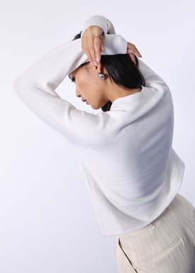 Priya Relaxed Classic Knit V-neck Cardigan