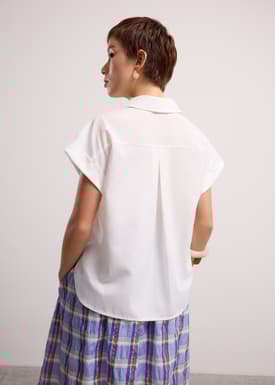 Rupi Oxford Collared Button Down Shirt