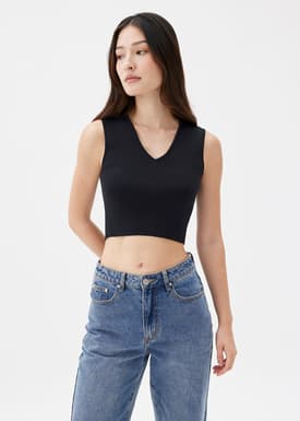 Sree Knit V-neck Crop Top