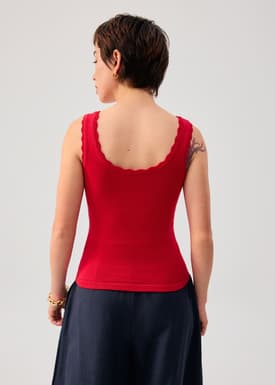 Rue Knit Scoop Neck Scallop Edge Tank Top