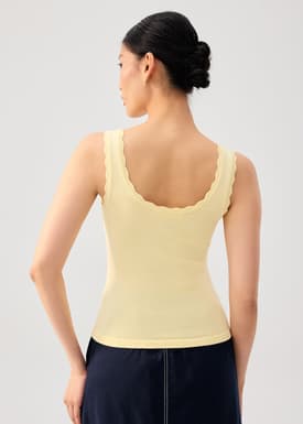 Rue Knit Scoop Neck Scallop Edge Tank Top