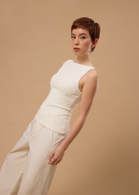 Sehar Padded Multi-way Jersey Fitted Tee