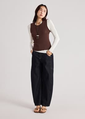 Ruffle Edge Ribbed Tank