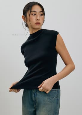 Huan Mock Neck Knit Top