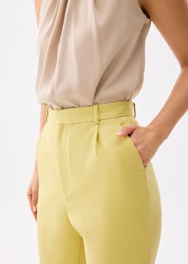 Lynn Tailored Peg Leg Chino Pants