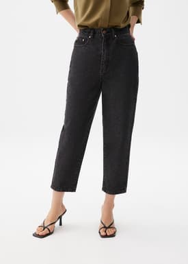 Flynn Cropped Mom Jeans