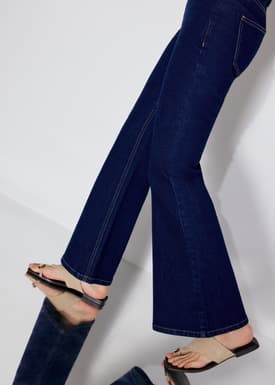 Leggy™ Addison Comfort Stretch Kick Flare Jeans