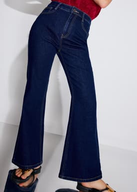 PETITE Leggy™ Addison Comfort Stretch Kick Flare Jeans