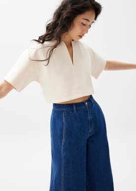 Boxy Notch Collar Crop Tee