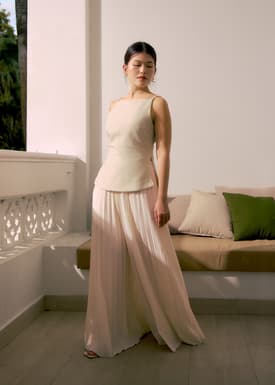 Straight Neck Fitted Camisole Top