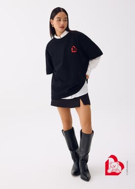 Love, Bonito | Wiggle Wiggle Unisex Oversized Drop Shoulder Tee in Black