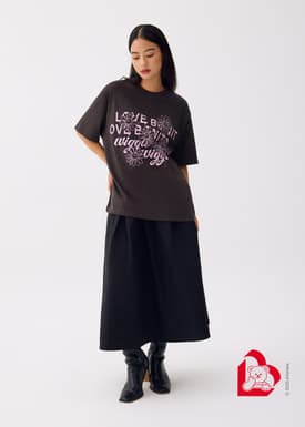 Love, Bonito | Wiggle Wiggle Unisex Oversized Drop Shoulder Tee in Charcoal