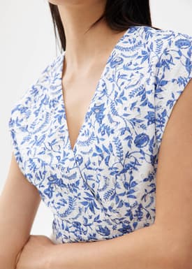 Floral Broderie V-neck Crop Top
