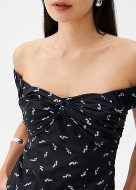 Elastic Cotton Off Shoulder Top
