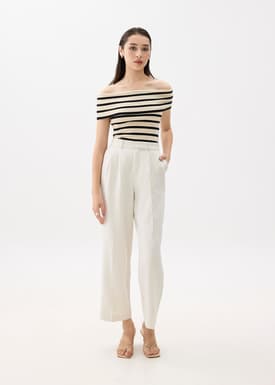 Fitted Off Shoulder Knit Top