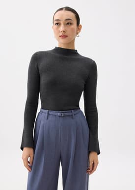 Knit Fitted High Neck Top